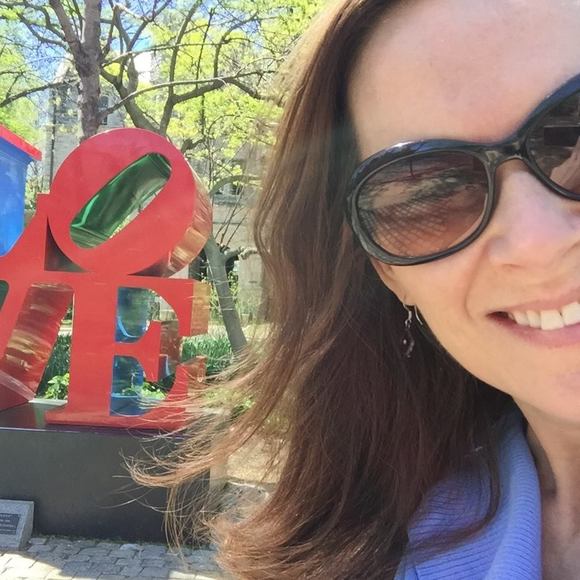 Meet your Posher, Denise - Picture 1 of 1